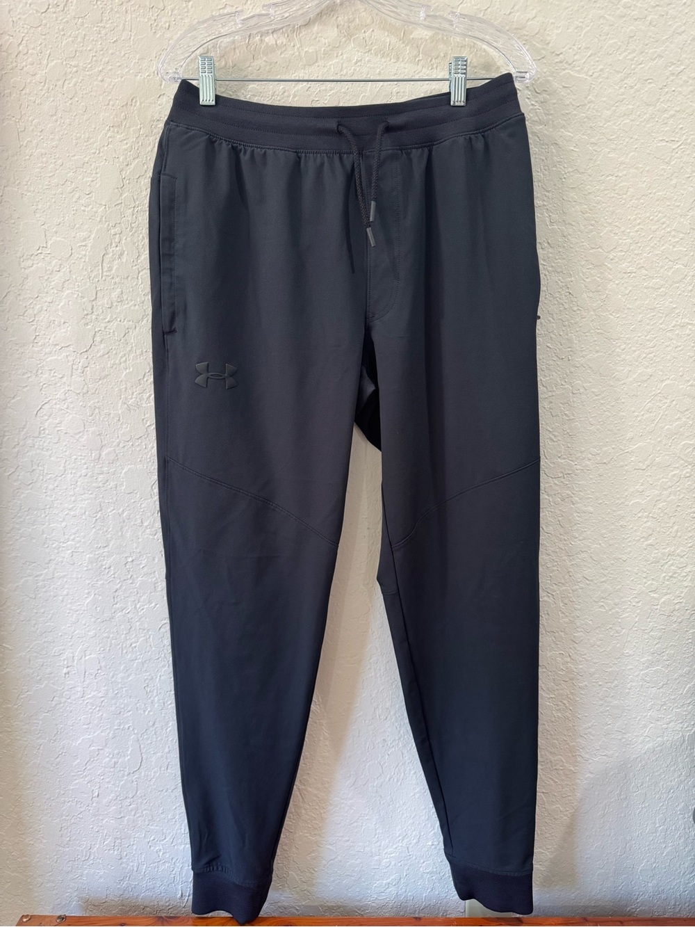 Under Armour Men's Black Performance Jogger Pants Size Large
